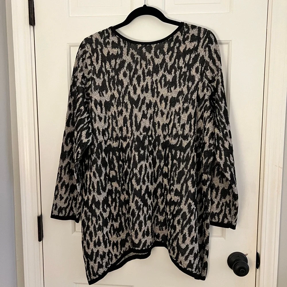 INC  International Concepts size 1X Black & Tan with Gold